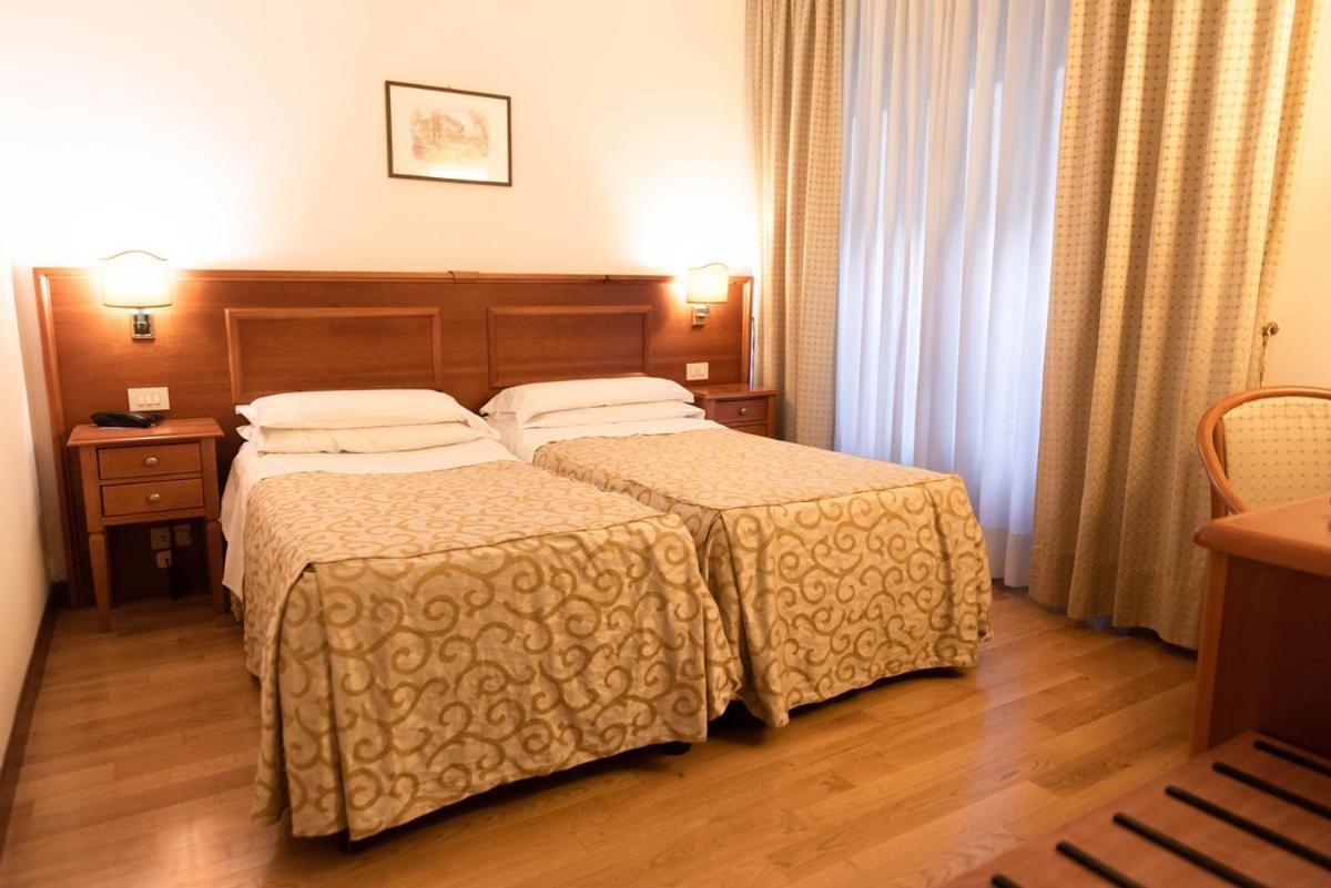 Grand Hotel Duomo Pisa Exterior photo
